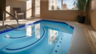 Best Western PLUS Peppertree Inn at Omak - 9