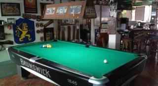 Harleys Pub and Hotel - 3