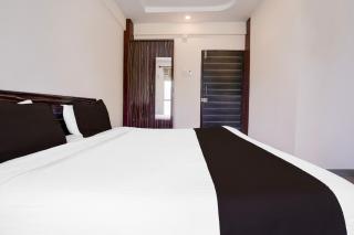 SPOT ON Jahanvi Guest House - 0