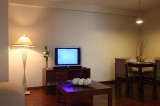 Amorsolo Mansion Hotel - 8