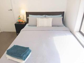 Private Double Room with Desk & Wardrobe 3 - 0
