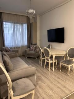 Sunny Home in Yerevan - 0