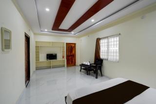 Hotel O Infocity Ghatkesar Formerly SR Grand - 2