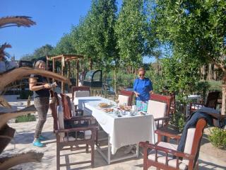 Lake House Hotel - 9