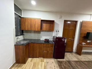 The Golden Hour Penthouse An Urban Sanctuary - 2