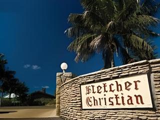 Fletcher Christian Holiday Hotel - 1
