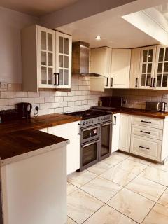 Cozy Room Stay Near Stadium of light, Seaham and City Centre - 2