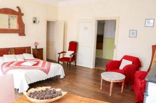 DOMAINE DE MARLAS - CHAMBRES D'HÔTES - 8