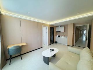 Four Seasons Hotel - 6