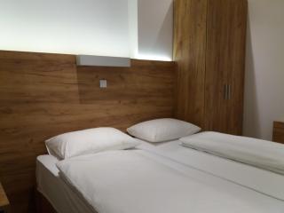 Hotel Tesla - 5