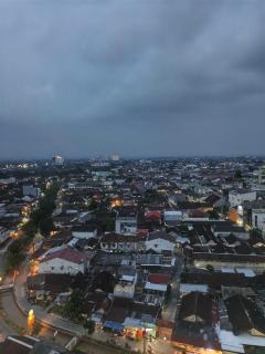 Apartement Taman Melati by Solusi Staycationyk - 8