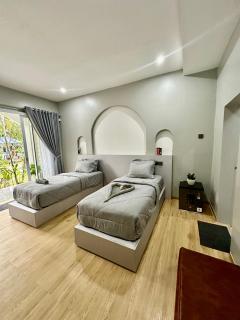 New Mekar Jaya Hotel - 4