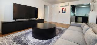 Sleek & Modern Oasis in the Heart of Prahran - 2