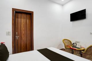 Hotel O by OYO V2 Stay - 1