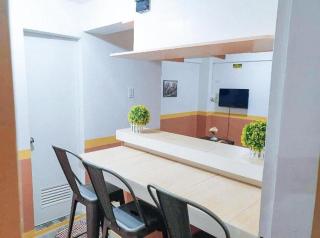 RedDoorz near SGM Condotel Villa Beach Iloilo - Molo - 4