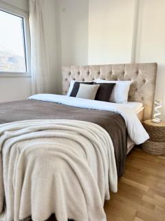 Alula Apartments - Bar - 6