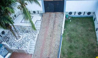 Maison Blanche Biteng - 2