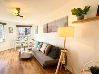 Wonderfull stays new property near Glasgow 2 bedrooms - 9