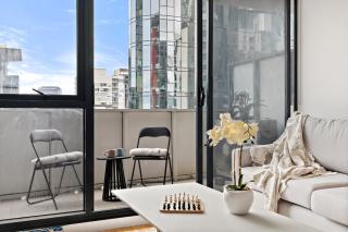 Modern 2 Bedroom Southbank Apartment - 7