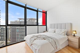 Modern 2 Bedroom Southbank Apartment - 6