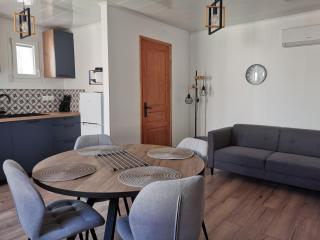 Charmante maison du village à Mirabeau - 9