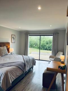 The Homestead at Qambathi Mountain Reserve - pets welcome - Wood fired hot tub - 1