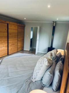 The Homestead at Qambathi Mountain Reserve - pets welcome - Wood fired hot tub - 7