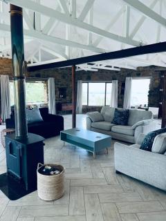 The Homestead at Qambathi Mountain Reserve - pets welcome - Wood fired hot tub - 4
