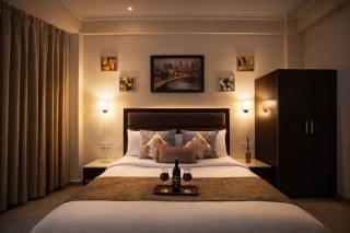 Rose Kasauli by Continental Group Kasauli !! Prime Location ! Restaurant ! Lawn ! Parking - 6