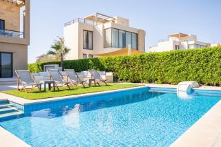 The Charming Beach Front Villa At Fanadir Bay W Private Pool - 8