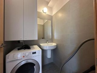 Golden Goose Apartment - 9