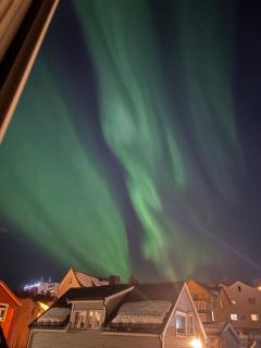 Top floor apartment with mountain view - close to city center - 9