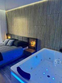 Mostique Spa Apartament with Jacuzzi - 0