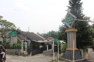 Guest House Griya Mas BCI A 39A - 9