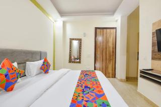 FabHotel Ostan Stayz - 6