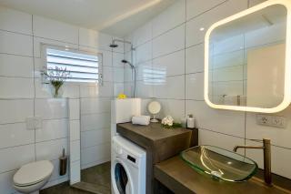 Coral Estate Rentals - 9