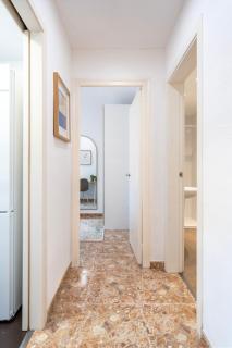 Charming 3-Bedroom Flat in the Heart of Les Corts - 3