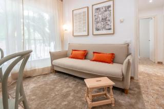 Charming 3-Bedroom Flat in the Heart of Les Corts - 1