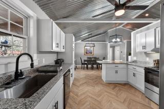 Healing Adventures Wellness Retreat home - 5