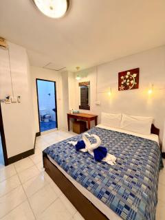 Om Sab House Patong - 7