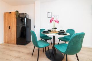 Cozy Wellness Suite - Perfect for 5 Guests - Netflix - 1