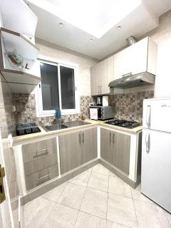 Cosy S2 Apartment Near LaMrsa Beach - 5