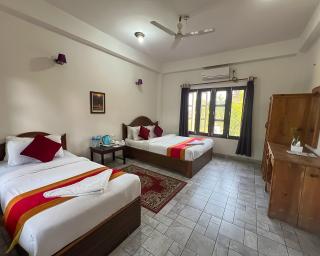 Park Village Backpacker Hostel - 1