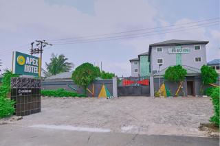 Apex Hilton Elevated - 0