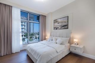 Spacious 3BR Maid, Park View Pool, Gym 2 parking - 1