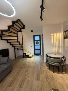 10 minutes from skiing - 7