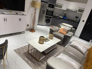 Appartement Virage Dakar avec Piscine et Salle de Sport - 8