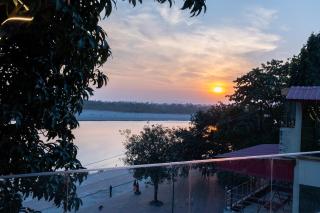 SaffronStays Triveni Darshan - 8