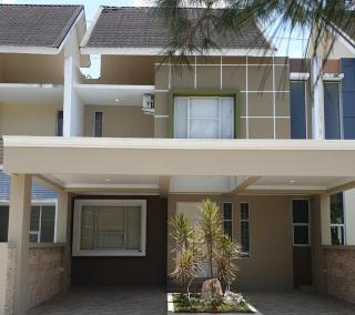 Danka Taman Golf Residence - 0