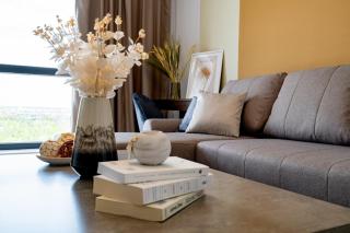 The park - One-bedroom apartment with a lake view - 8